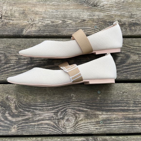 Women's Shoes: TIJN  Light Cream/Off-White Mary Jane Knit Ballet Flats - Picture 4 of 14